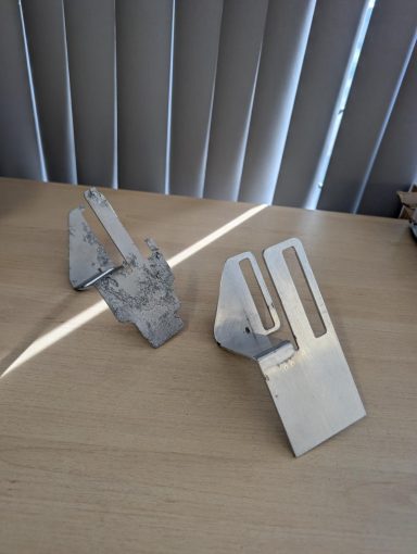 Aluminium guide bracket